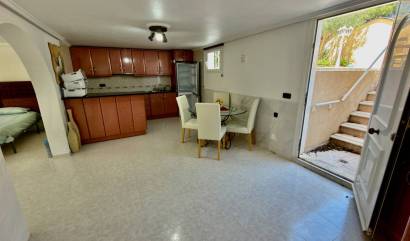 Sale - Villa - Ciudad Quesada - Urbanizaciones