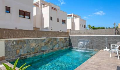 Sale - Villa - Ciudad Quesada