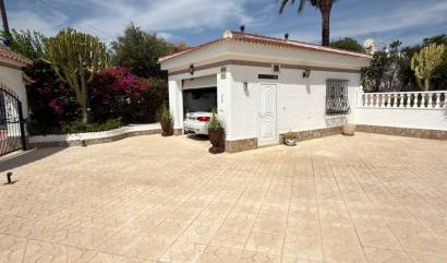 Sale - Villa - Ciudad Quesada