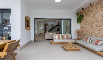 Sale - Villa - Dolores