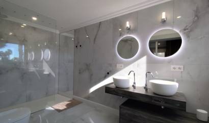 Sale - Villa - El Mudamiento