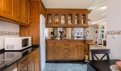 Sale - Villa - Guardamar del Segura