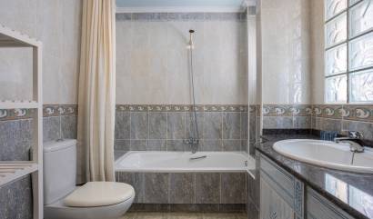 Sale - Villa - Guardamar del Segura