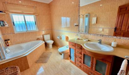 Sale - Villa - Hondón de las Nieves