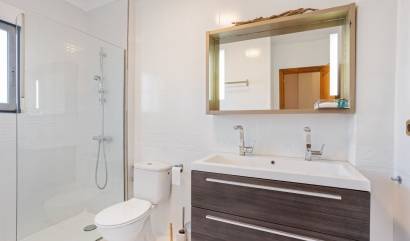 Sale - Villa - Orihuela Costa - La Regia