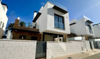 Sale - Villa - Orihuela Costa - Lomas de Cabo Roig