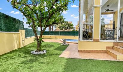 Sale - Villa - Orihuela Costa - Los Dolses