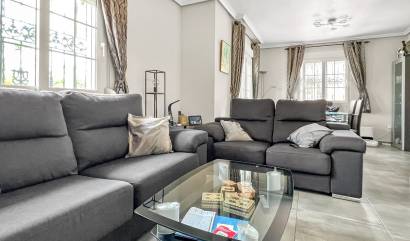 Sale - Villa - Orihuela Costa - Los Dolses