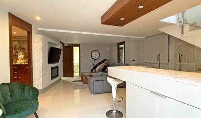 Sale - Villa - Orihuela Costa - Villamartín