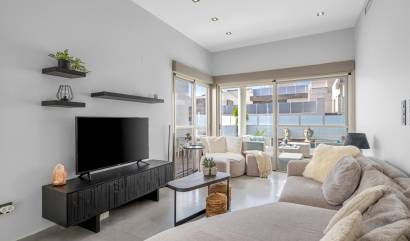 Sale - Villa - Orihuela Costa - Villamartín