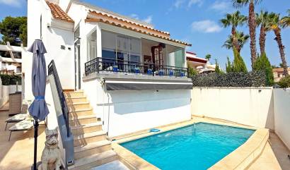 Sale - Villa - Orihuela Costa - Villamartín