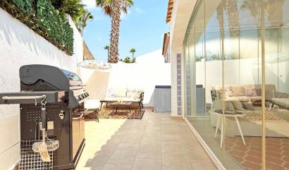 Sale - Villa - Orihuela Costa - Villamartín