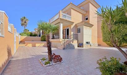 Sale - Villa - Orihuela - Orihuela Costa