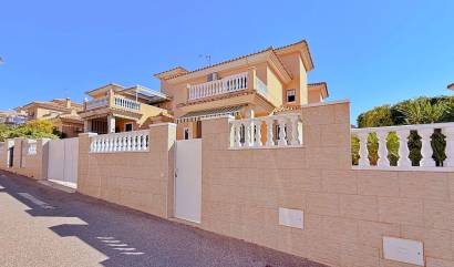 Sale - Villa - Orihuela - Orihuela Costa