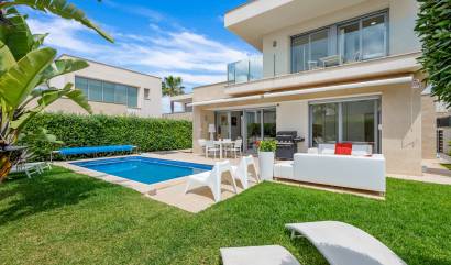 Sale - Villa - Orihuela - Vistabella Golf