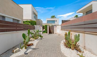 Sale - Villa - Orihuela - Vistabella Golf