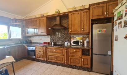 Sale - Villa - Petrer