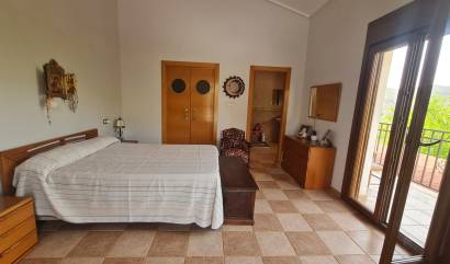 Sale - Villa - Petrer