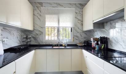 Sale - Villa - Pinar de Campoverde