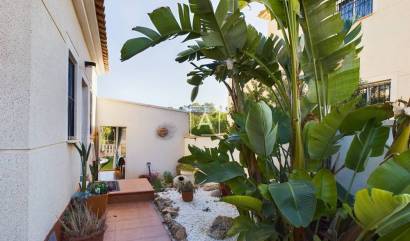 Sale - Villa - Pinar de Campoverde