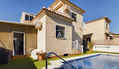 Sale - Villa - Pinar de Campoverde