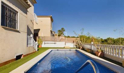 Sale - Villa - Pinar de Campoverde