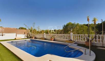 Sale - Villa - Pinar de Campoverde