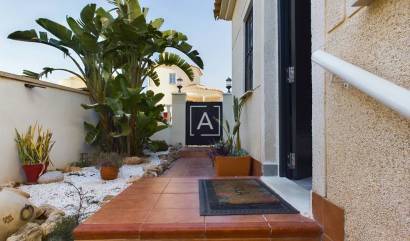 Sale - Villa - Pinar de Campoverde