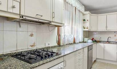 Sale - Villa - Torrevieja - Los Balcones