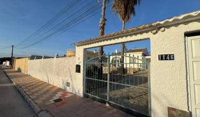 Sale - Villa - Torrevieja - San luis