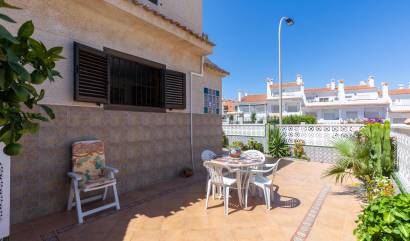 Sale - Villa - Torrevieja - Torreblanca