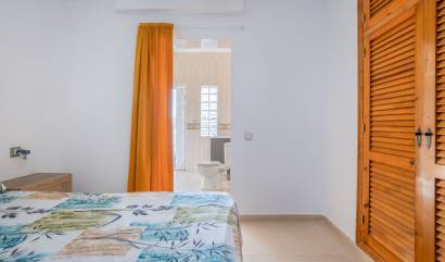 Sale - Villa - Torrevieja - Urbanización San Luis