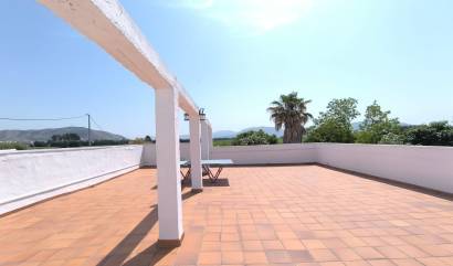 Sale - Villa - Villena