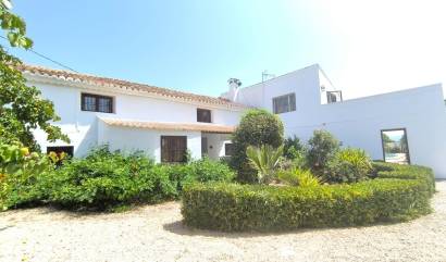 Sale - Villa - Villena