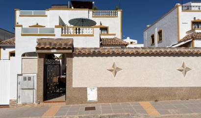Sale - Villa - Vistabella