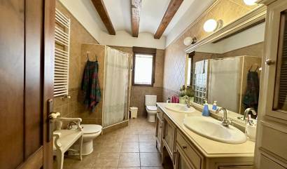 Sale - Villa - Yecla