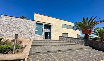 Sale - Villa - Yecla