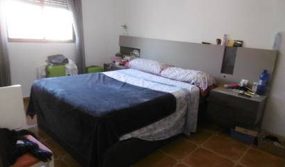 Sale - Villa - Yecla