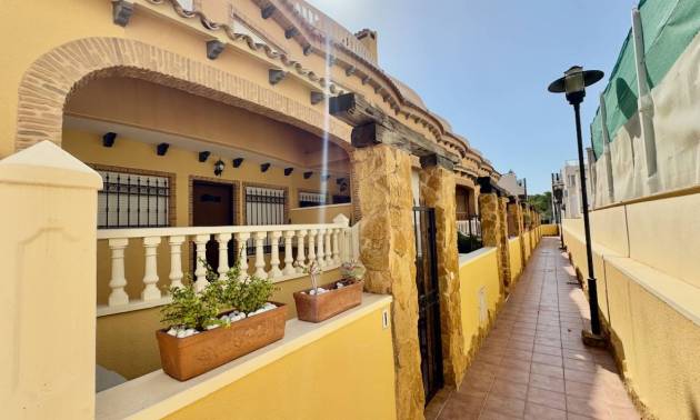Townhouse - Sale - Guardamar del Segura - Guardamar del Segura