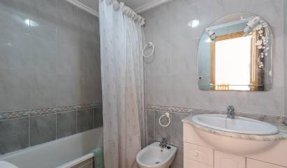 Venta - Apartment - Torrevieja - Centro