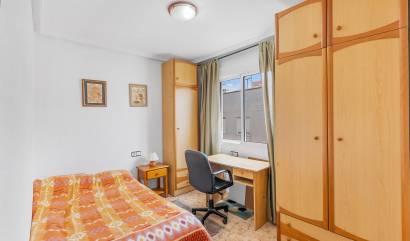 Venta - Apartment - Torrevieja - Estacion de autobuses