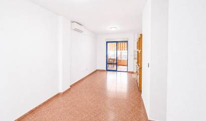 Venta - Apartment - Torrevieja - Estacion de autobuses