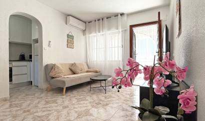 Venta - Apartment - Torrevieja - La Mata