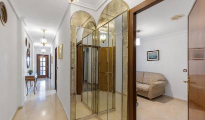 Venta - Apartment - Torrevieja - Paseo maritimo