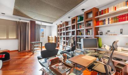 Venta - Apartment - Torrevieja - Paseo maritimo