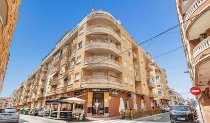 Venta - Apartment - Torrevieja - Playa del cura