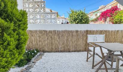 Venta - Bungalow - Torrevieja - Los Balcones