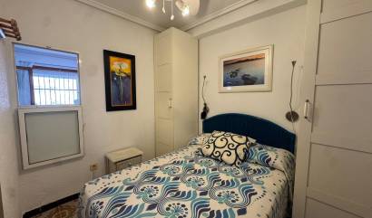 Venta - Bungalow - Torrevieja - Playa de los Naufragos