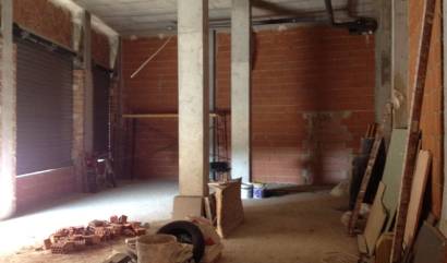 Venta - Comercial - Los Montesinos