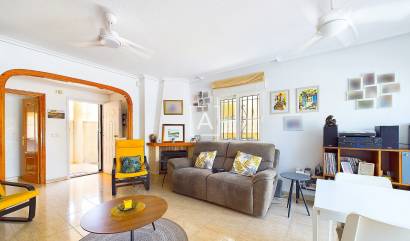 Venta - Semi Detached - Pinar de Campoverde